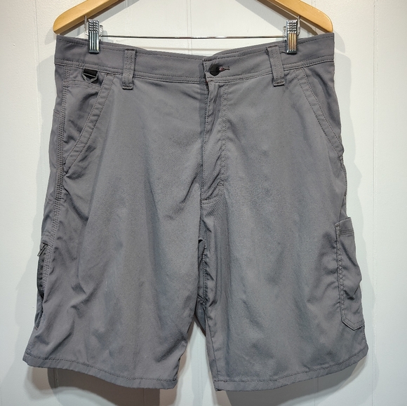 Wrangler Gray Cargo Shorts Men’s Size 36 Nylon Spandex Stretch - Picture 6 of 6